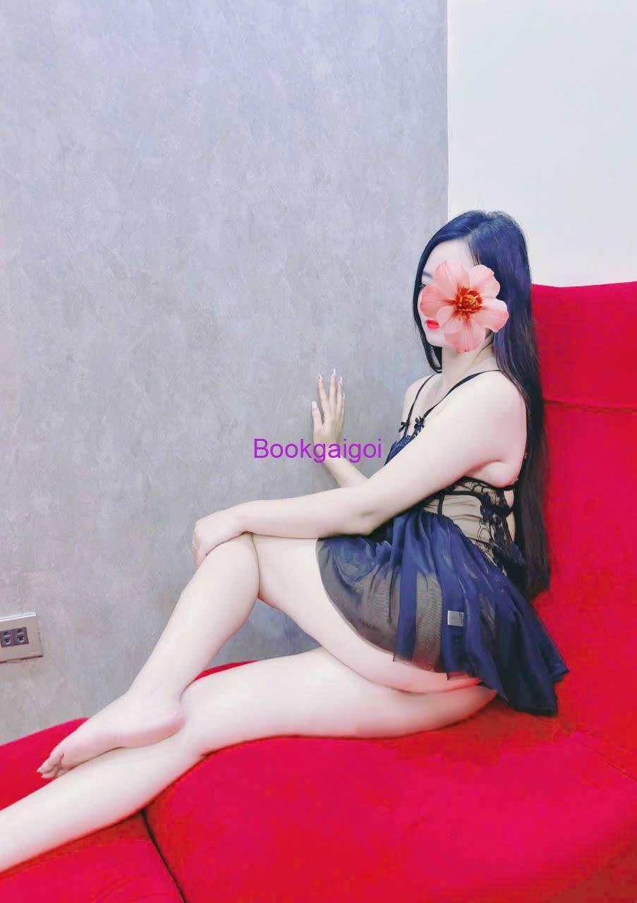 Linh Đan - Dáng Đẹp Dễ Thương Hàng Đắk Lắk Tình Cảm Mặt Xinh (6)