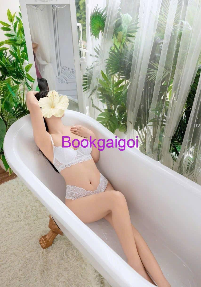 Trâm Baby – Nét Đẹp Quyến Rũ, Gương Mặt Khả Ái Và Phong Cách Cuốn Hút (14)